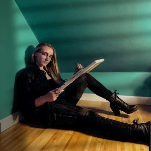 Meet your Posher, Abigail